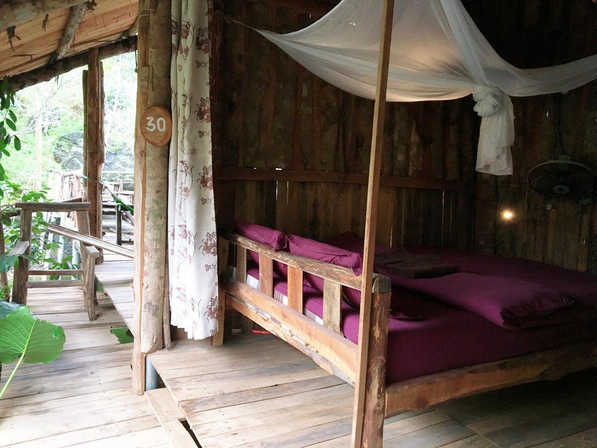 Nguyen Shack - Phong Nha Central Town Bagian luar foto